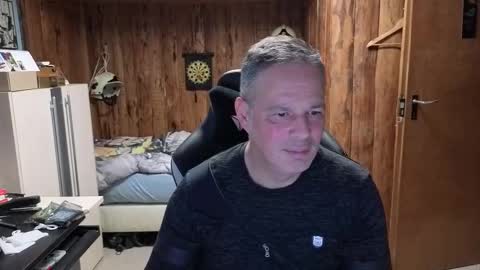 Snapshot of exibe1219 chatting on January 7, 3:12 pm exibe1219 online show from January 7, 3:12 pm