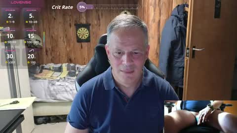 Snapshot of exibe1219 chatting on April 28, 12:32 pm exibe1219 online show from April 28, 12:32 pm