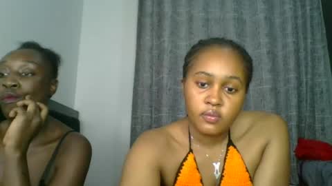 exotic_cutiee online show from June 23, 10:08 pm