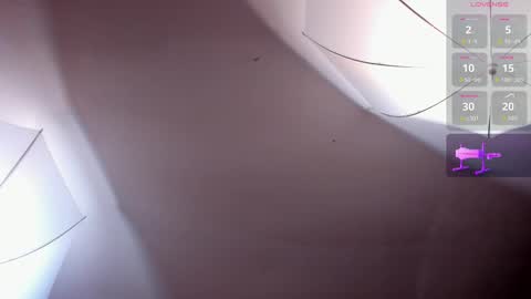 Alison online show from November 22, 8:08 pm