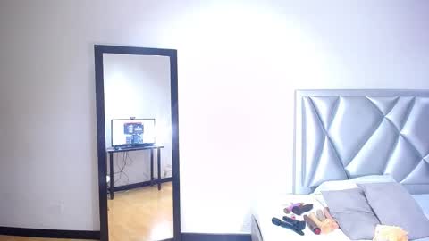 exotic_karmella online show from December 23, 9:29 pm