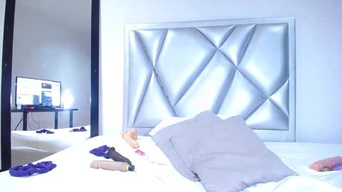 exotic_karmella online show from January 18, 12:02 am