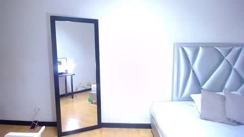 exotic_karmella online show from February 1, 2:37 am