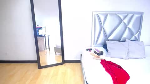 exotic_karmella online show from October 11, 10:30 pm