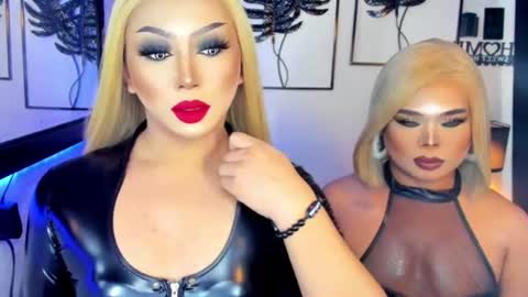 Lindsay online show from June 11, 2:53 am