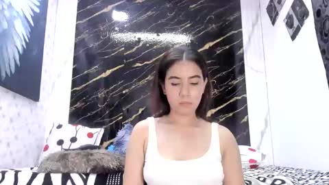 exotichot_couple online show from May 16, 12:18 am