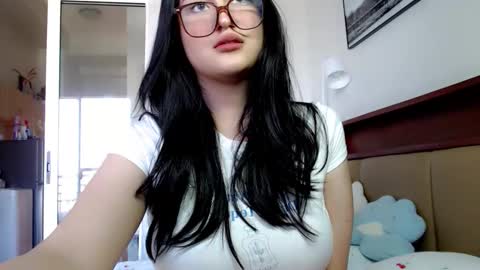 Snapshot of expensive_candyx chatting on February 16, 11:56 pm Candy online show from February 16, 11:56 pm