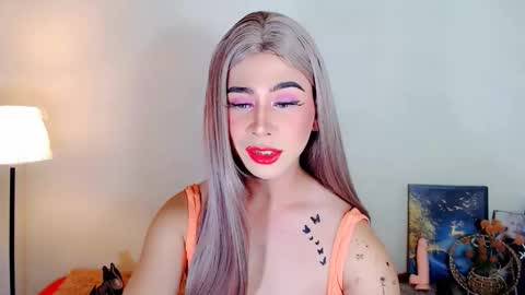 expensive_elise online show from February 28, 11:00 am