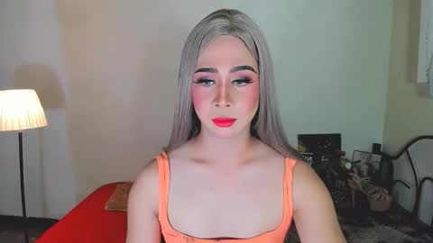 expensive_elise online show from March 22, 9:56 am