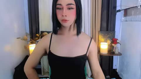 Snapshot of expensive_elise chatting on July 13, 9:12 am expensive_elise online show from July 13, 9:12 am
