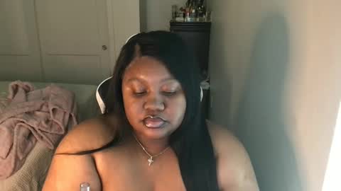 Snapshot of explosivekitty69 chatting on October 7, 10:18 pm Miss Kitty online show from October 7, 10:18 pm