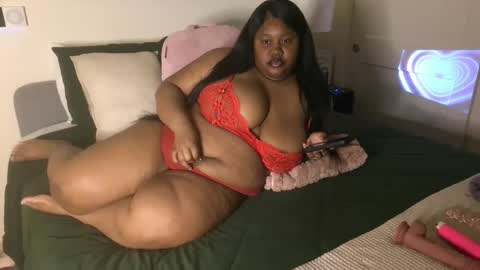 Snapshot of explosivekitty69 chatting on November 9, 1:04 am Miss Kitty online show from November 9, 1:04 am