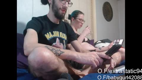 Snapshot of extaticxx chatting on February 15, 3:42 am Extrastatic94 online show from February 15, 3:42 am