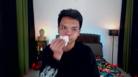 Snapshot of extraservice69menx chatting on October 15, 5:07 am JOHNDAVE online show from October 15, 5:07 am