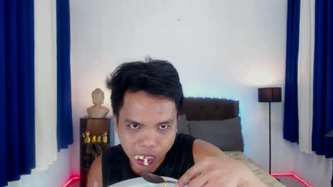 Snapshot of extraservice69menx chatting on October 21, 5:57 pm JOHNDAVE online show from October 21, 5:57 pm