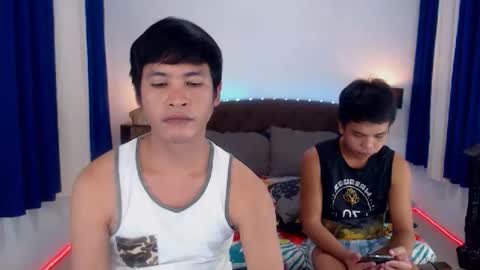 Snapshot of extraservice69menx chatting on November 8, 3:07 am JOHNDAVE online show from November 8, 3:07 am