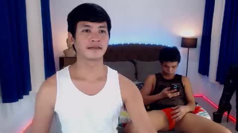 Snapshot of extraservice69menx chatting on November 12, 7:20 am JOHNDAVE online show from November 12, 7:20 am