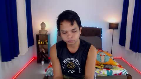 Snapshot of extraservice69menx chatting on November 17, 2:01 pm JOHNDAVE online show from November 17, 2:01 pm