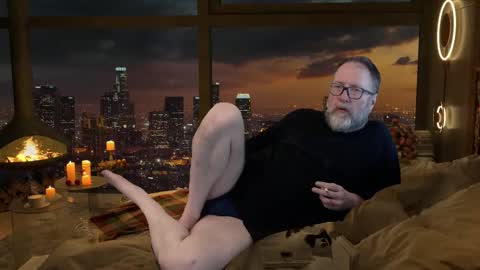 eyes_and_cock_wide online show from December 14, 10:14 pm