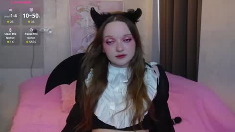 Snapshot of eyesycute chatting on July 2, 11:27 am Sofia online show from July 2, 11:27 am