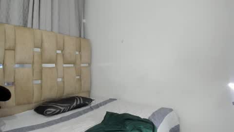 Eilyn  online show from November 27, 11:34 am