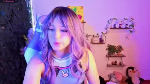 eymmy_24 online show from March 7, 2:30 am