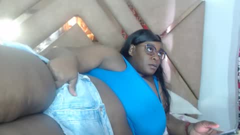 eyshaexotii online show from February 8, 6:55 pm