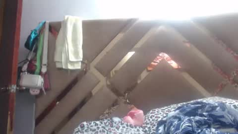 eyshaexotii online show from March 17, 1:21 am