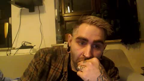 Eytab online show from October 9, 7:01 pm