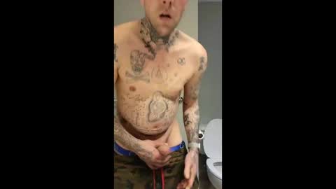 Snapshot of ezekielll1999 chatting on February 28, 8:54 pm ezekielll1999 online show from February 28, 8:54 pm