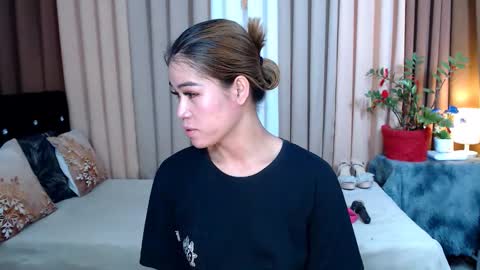 UR SWEET EZRA online show from January 26, 6:49 am