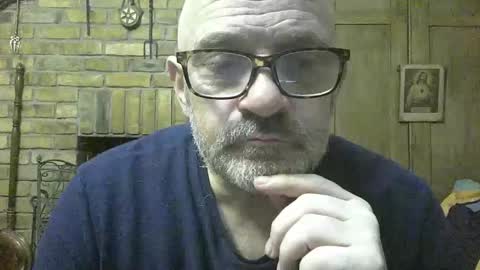 f1zzeek online show from February 23, 9:01 pm