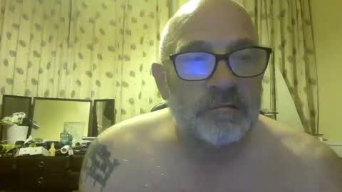f1zzeek online show from May 27, 12:40 am