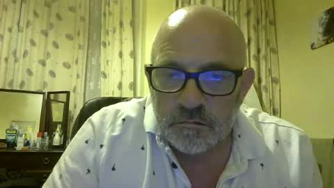 f1zzeek online show from June 23, 11:58 pm