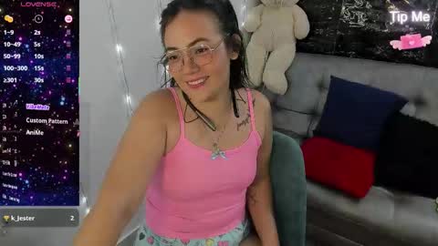 camila online show from December 2, 12:27 am