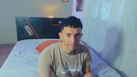 Snapshot of fabi_calde chatting on February 21, 5:31 pm fabi online show from February 21, 5:31 pm