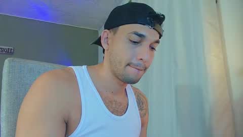 Snapshot of fabi_calde chatting on February 26, 4:58 am fabi online show from February 26, 4:58 am