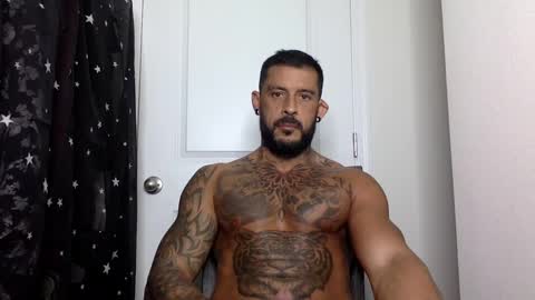 Snapshot of fabianelgalan chatting on December 3, 3:20 am Fabianelgalan online show from December 3, 3:20 am