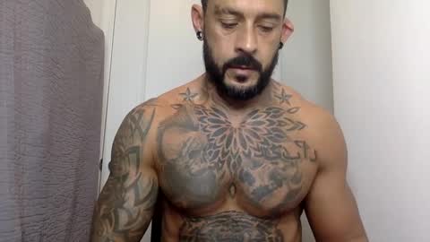 Snapshot of fabianelgalan chatting on December 18, 2:17 pm Fabianelgalan online show from December 18, 2:17 pm