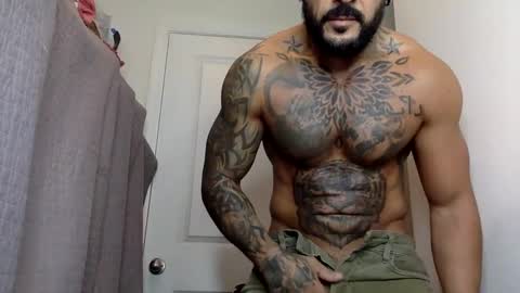 Snapshot of fabianelgalan chatting on December 29, 3:00 am Fabianelgalan online show from December 29, 3:00 am