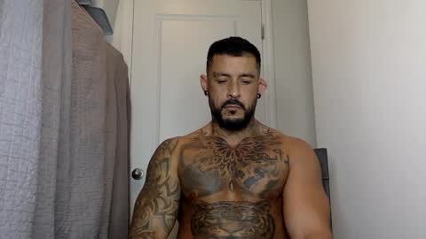 Snapshot of fabianelgalan chatting on February 10, 3:46 am Fabianelgalan online show from February 10, 3:46 am