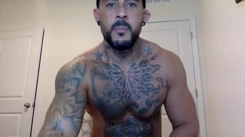 Snapshot of fabianelgalan chatting on February 27, 4:20 am Fabianelgalan online show from February 27, 4:20 am