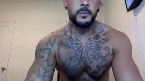 Snapshot of fabianelgalan chatting on February 28, 4:21 am Fabianelgalan online show from February 28, 4:21 am