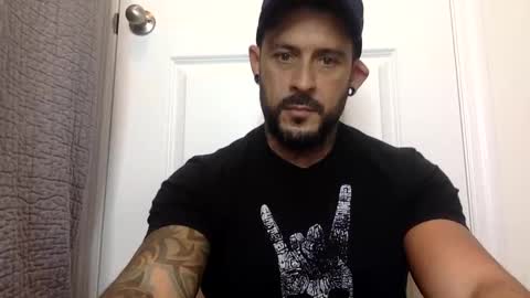 Snapshot of fabianelgalan chatting on March 4, 4:17 am Fabianelgalan online show from March 4, 4:17 am
