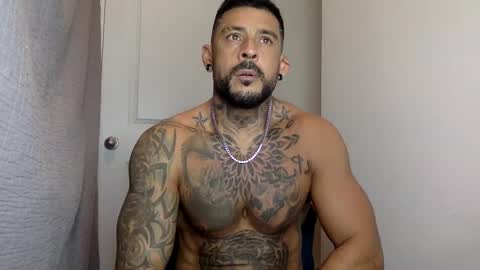 Snapshot of fabianelgalan chatting on March 11, 2:54 am Fabianelgalan online show from March 11, 2:54 am