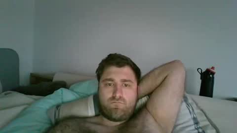 Snapshot of fabili1995 chatting on April 4, 5:38 am fabili1995 online show from April 4, 5:38 am