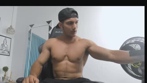 FABIO online show from October 19, 9:37 pm