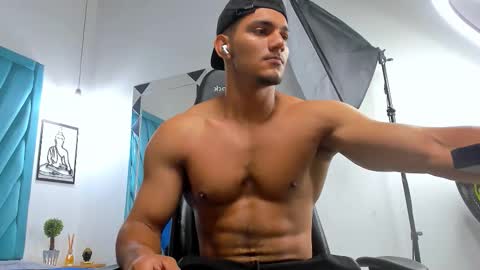 FABIO online show from January 11, 4:34 pm