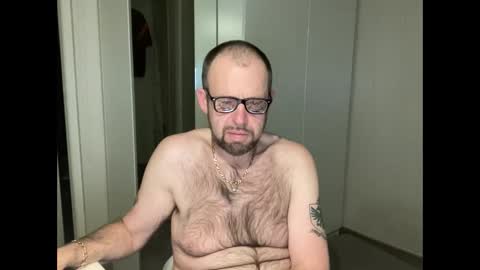fabiothick online show from May 18, 11:32 pm