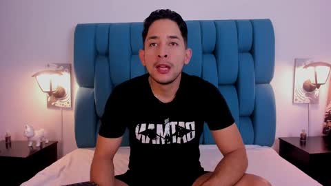 Snapshot of fabricio_nasser chatting on March 6, 11:47 am Fabricio online show from March 6, 11:47 am